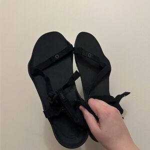 Xero Black Barefoot Sandals